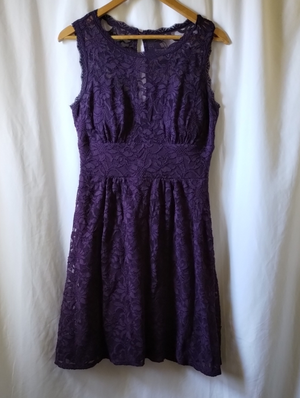 B. Smart Purple Lace Midi Dress